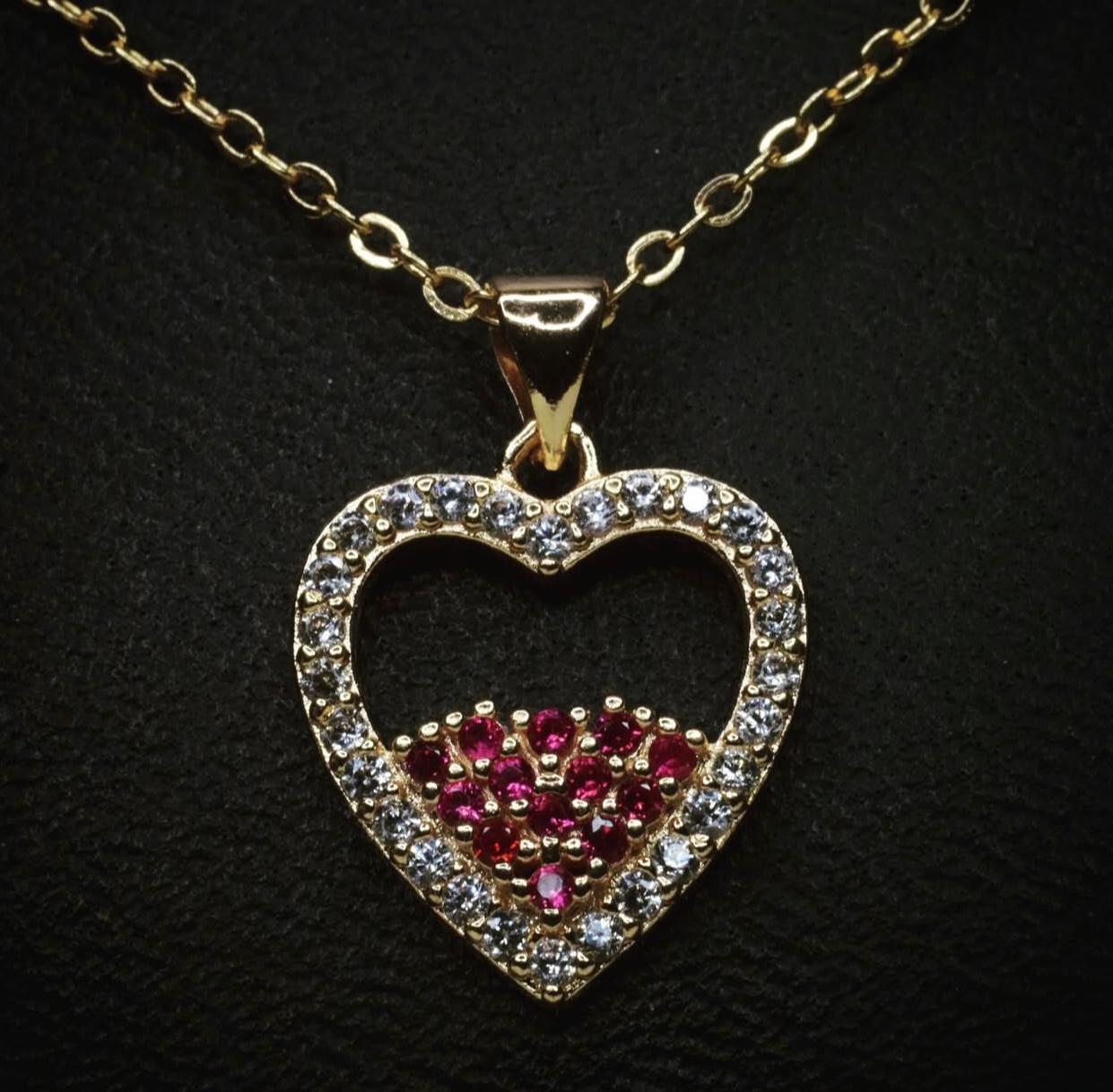 DIAMOND HEART PENDANT