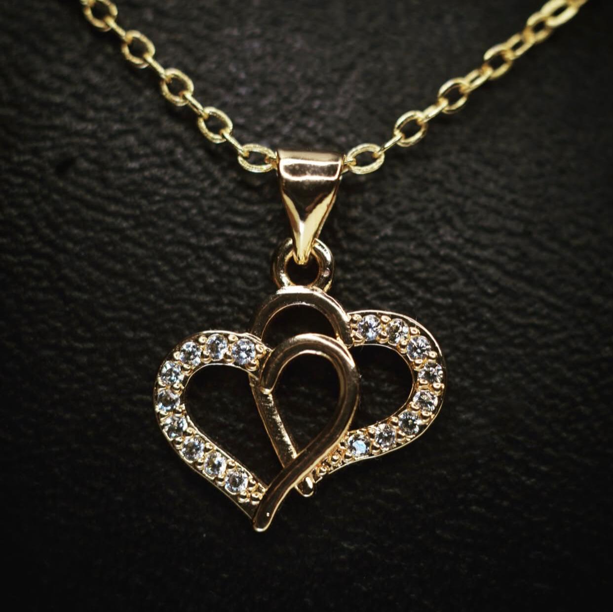 DUAL HEART PENDANT